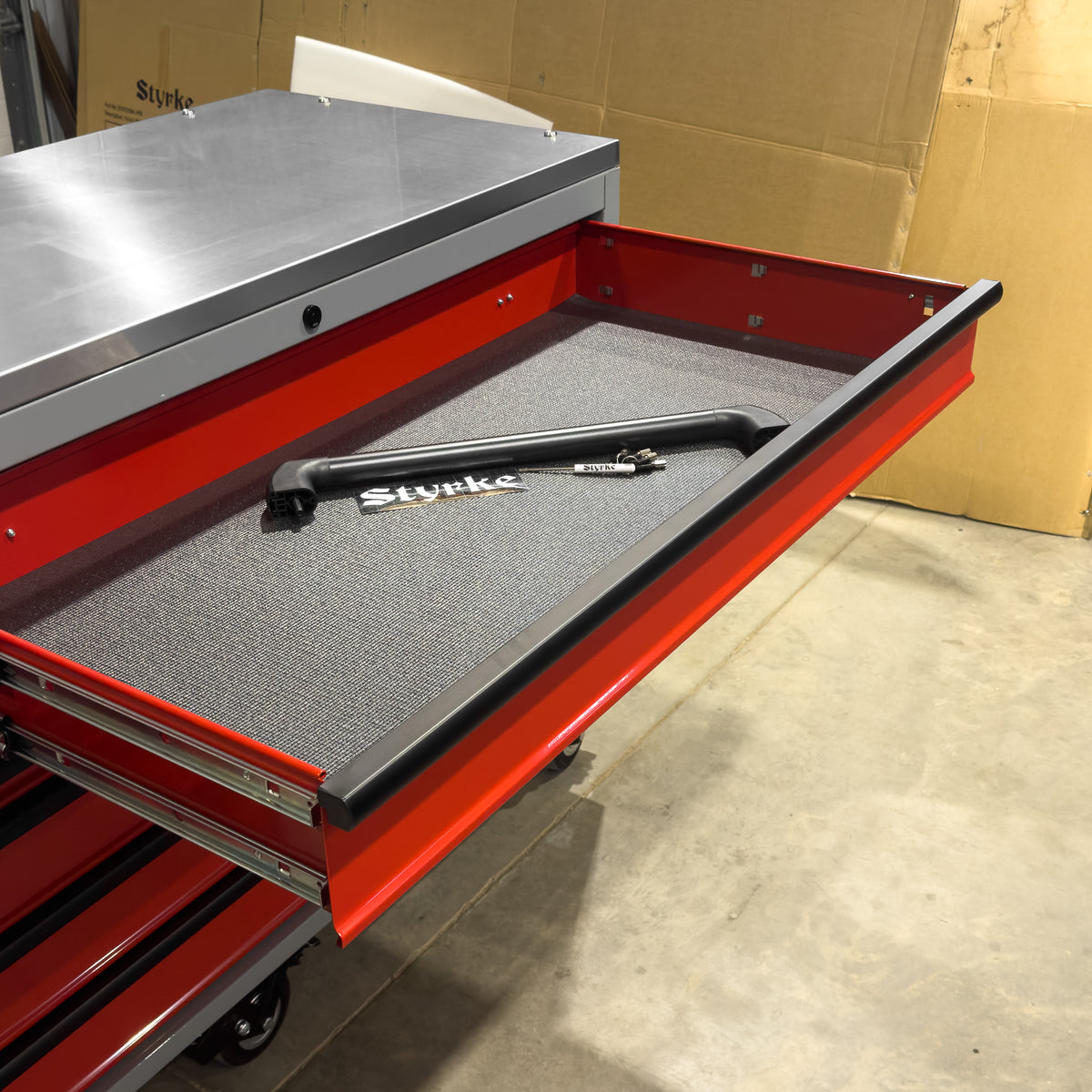 *SCRATCH AND DENT* Styrke 72" Tool Chest - Grey/Red/Black