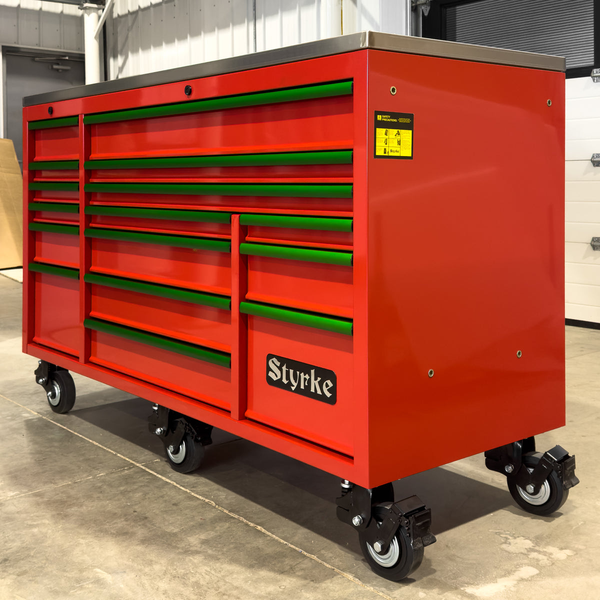 *SCRATCH AND DENT* Styrke 72" Tool Chest - Red/Red/Green