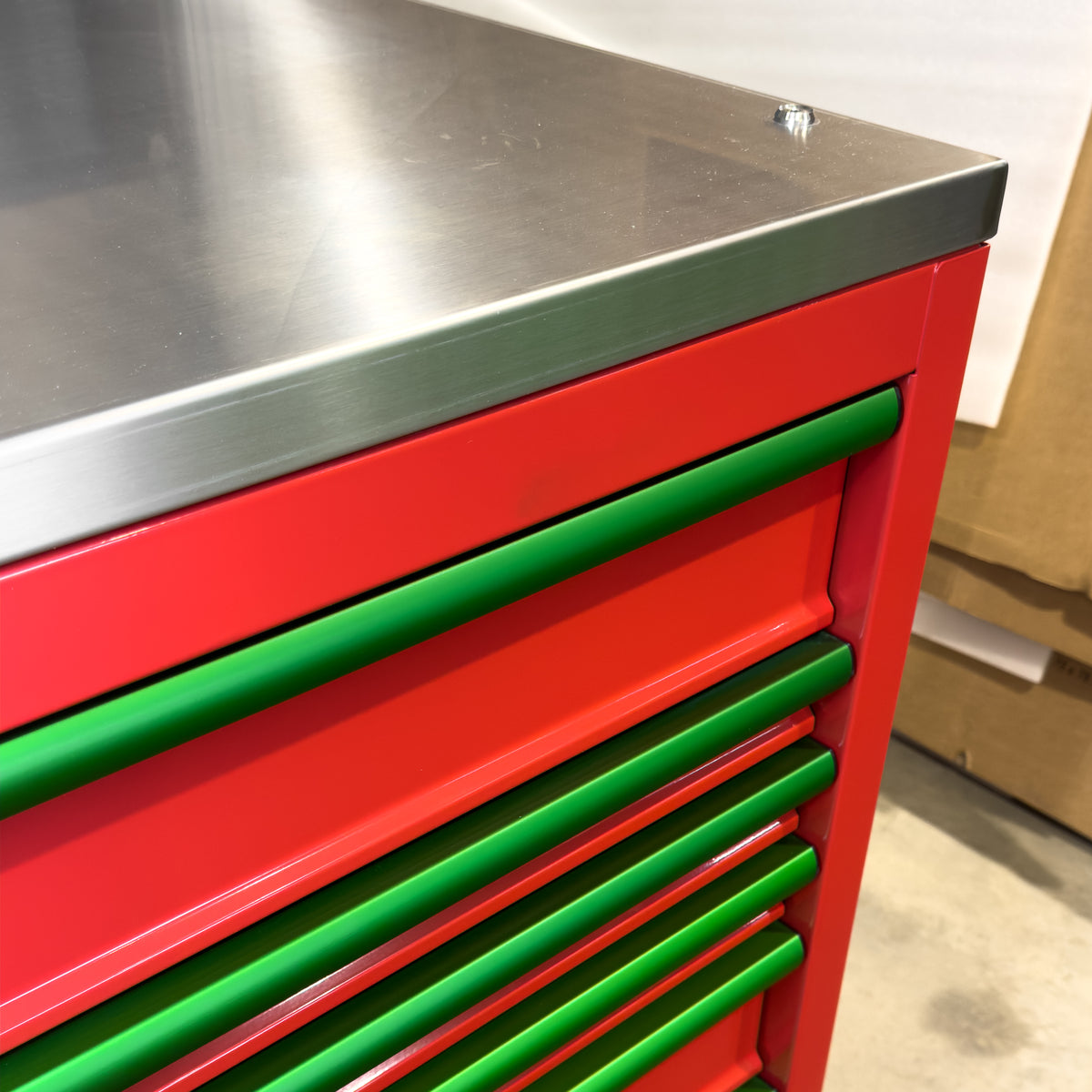 *SCRATCH AND DENT* Styrke 72" Tool Chest - Red/Red/Green