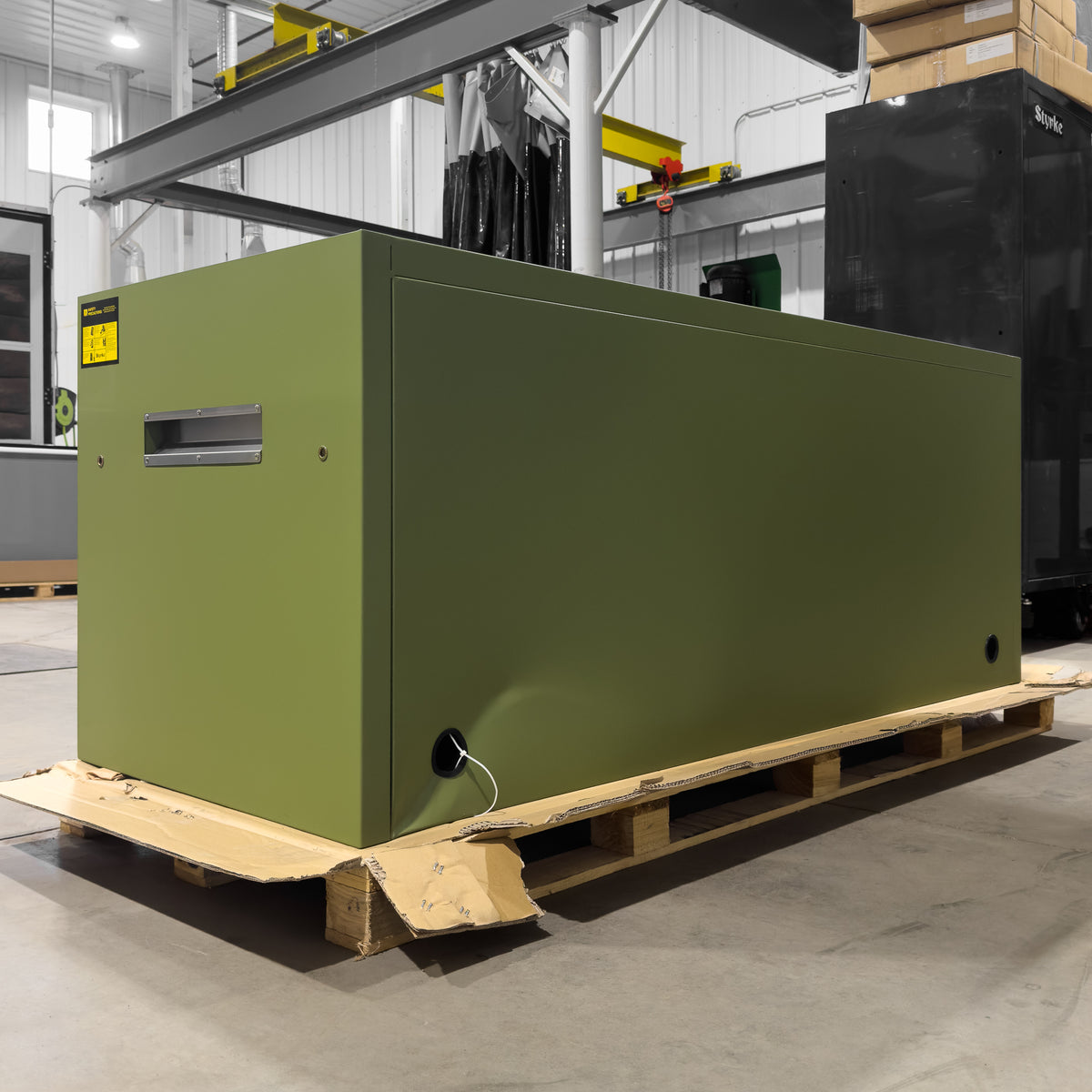 Styrke 72" Hutch *SCRATCH & DENT* - Olive Green/Olive Green/Black