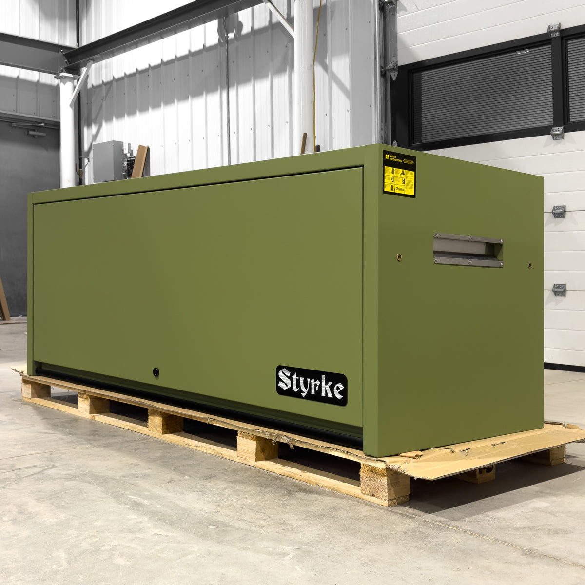 Styrke 72" Hutch *SCRATCH & DENT* - Olive Green/Olive Green/Black