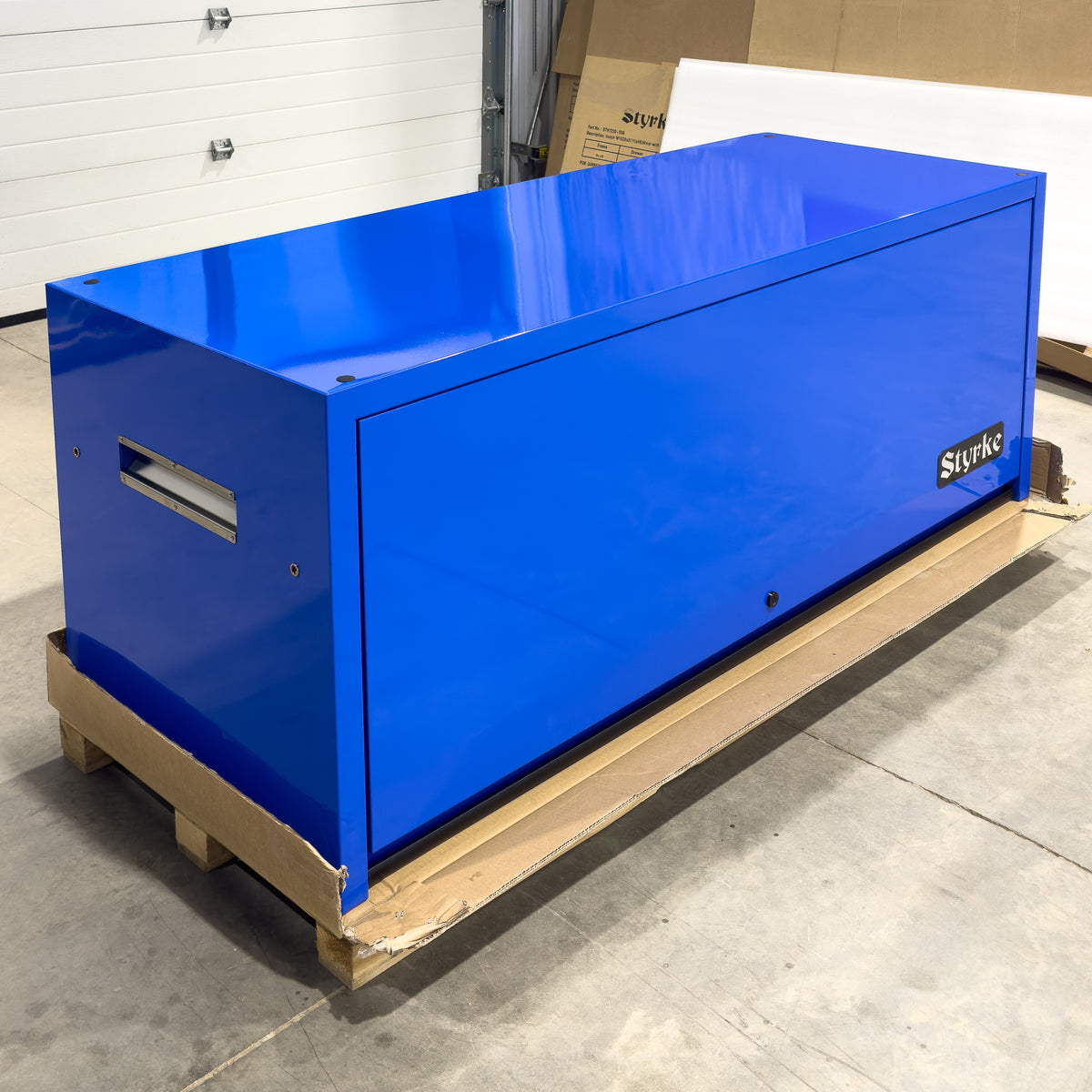 *SCRATCH AND DENT* Styrke 72" Hutch - Blue/Blue/Black