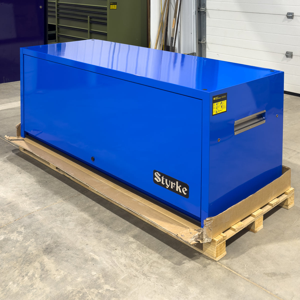 *SCRATCH AND DENT* Styrke 72" Hutch - Blue/Blue/Black
