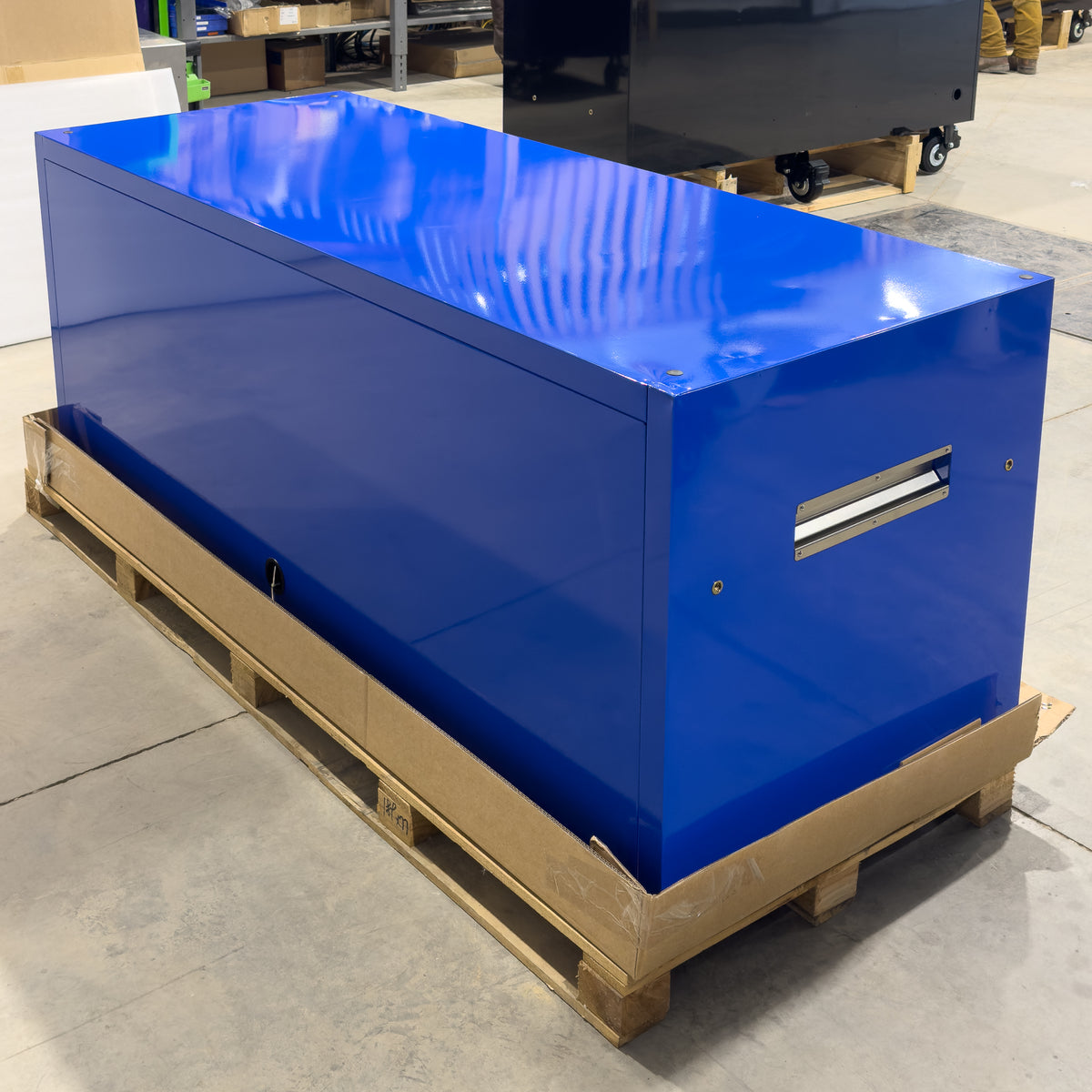 *SCRATCH AND DENT* Styrke 72" Hutch - Blue/Blue/Black