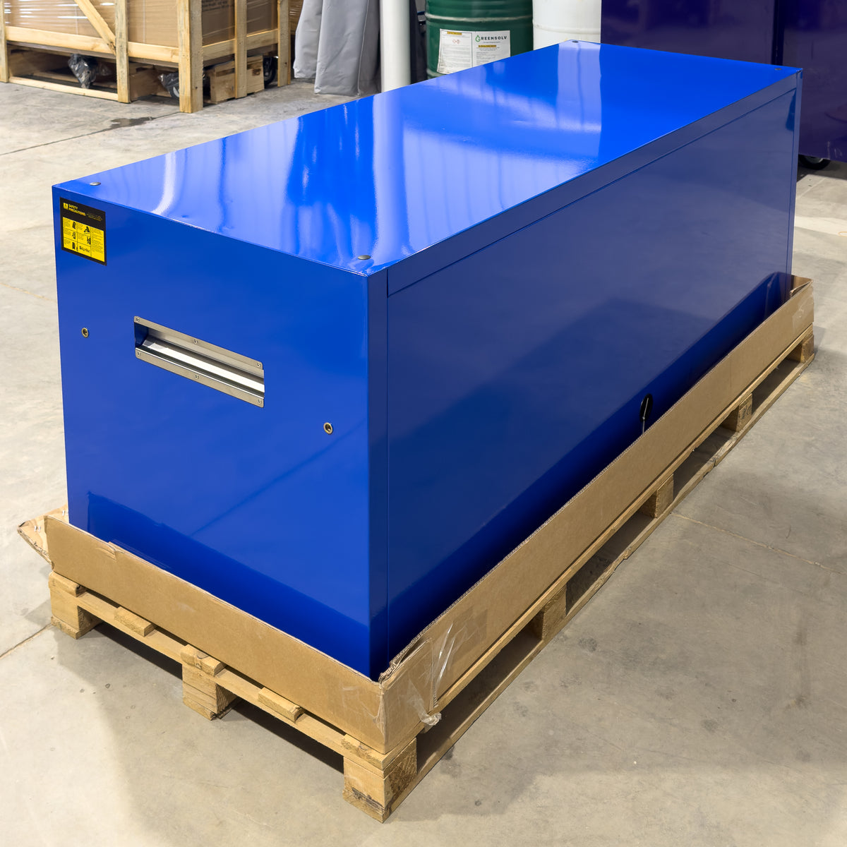 *SCRATCH AND DENT* Styrke 72" Hutch - Blue/Blue/Black