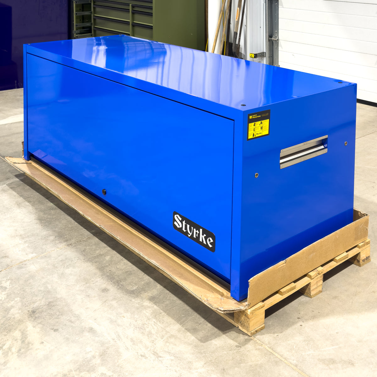 *SCRATCH AND DENT* Styrke 72" Hutch - Blue/Blue/Black