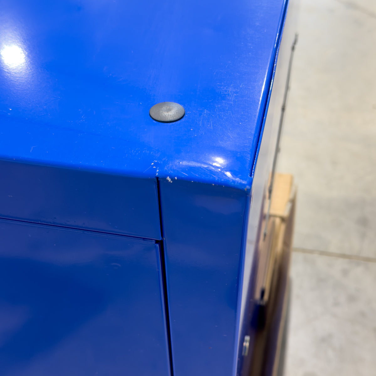 *SCRATCH AND DENT* Styrke 72" Hutch - Blue/Blue/Black