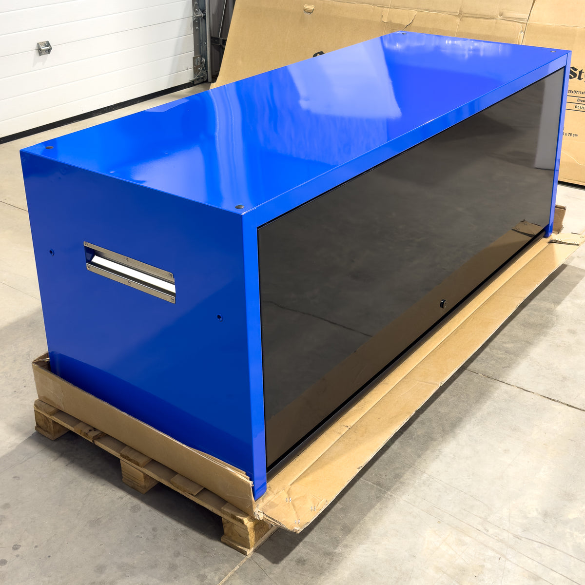 *SCRATCH AND DENT* Styrke 72" Hutch - Blue/Black/Black